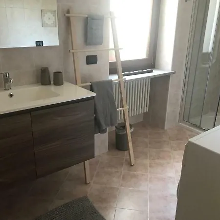 アパート Movisod 66 -